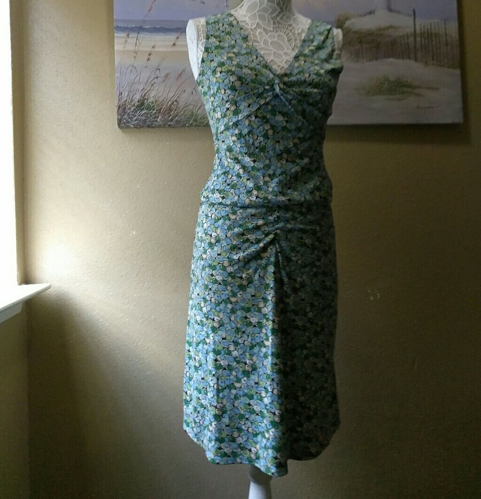 FINAL PRICE BCBG 2 Piece Skirt Set - Picture 2 of 16